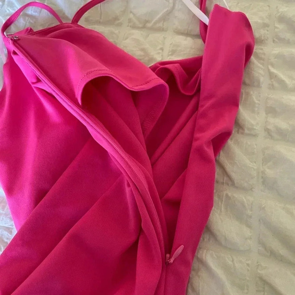 Lovers + Friends Mara hot pink asymmetrical dress - Picture 10 of 13